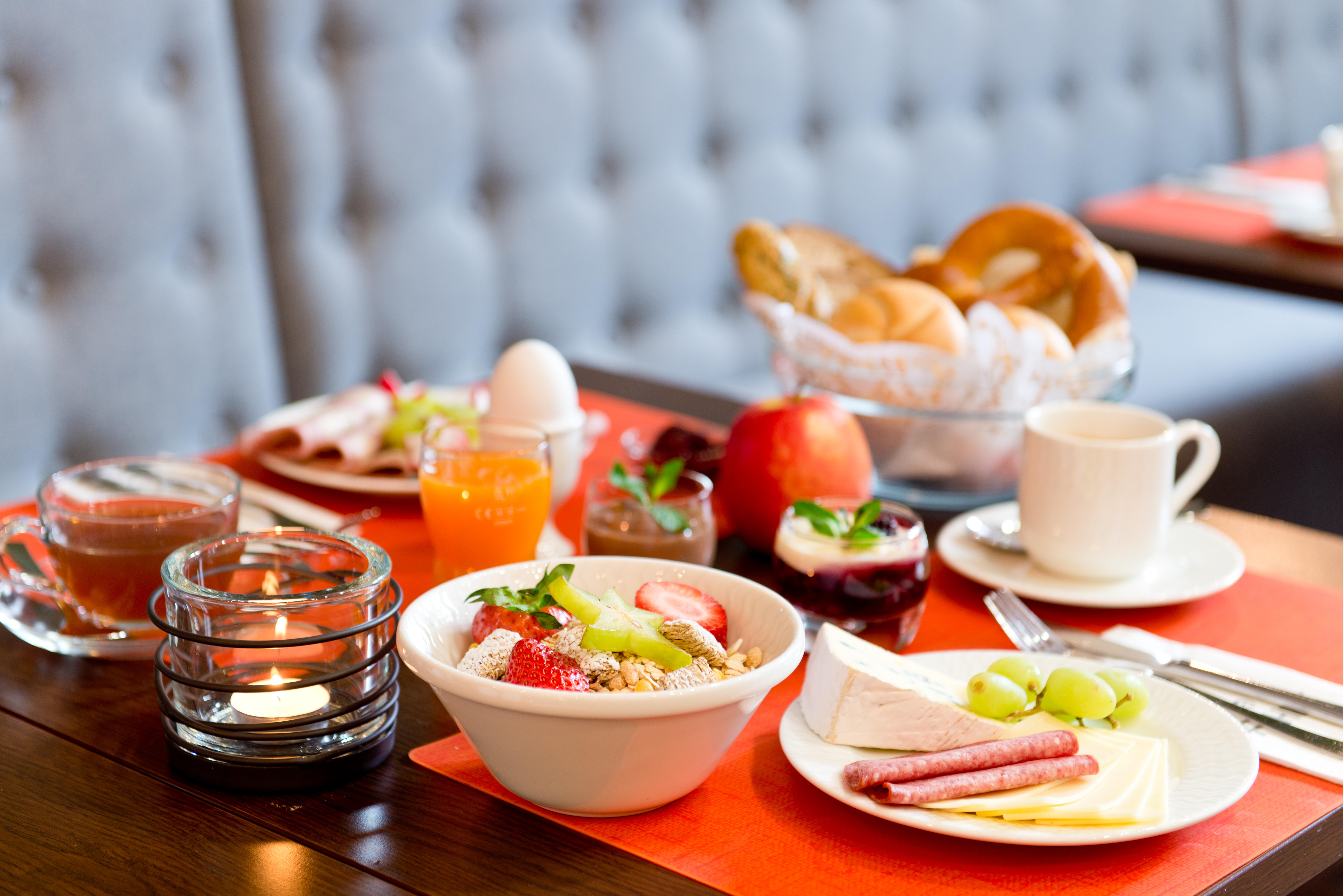 Achat Hotel Hockenheim Bagian luar foto