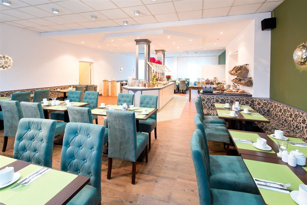 Achat Hotel Hockenheim Bagian luar foto